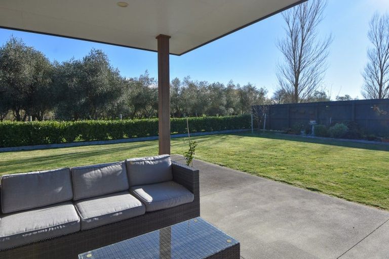 Photo of property in 5 Pukeko Lane, Carterton, 5713
