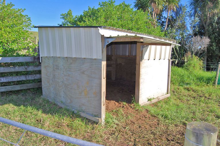 Photo of property in 27 Waterview Crescent, Kaiwaka, 0573