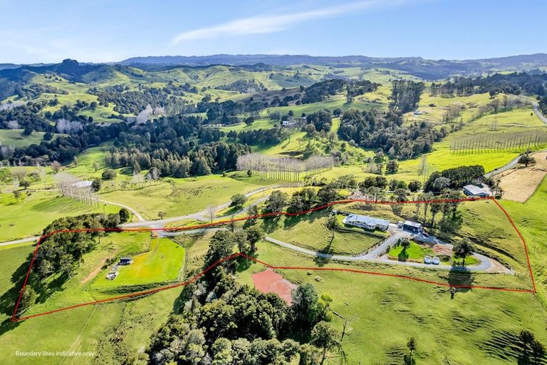 Photo of property in 251 Griffin Road, Maungaturoto, 0583