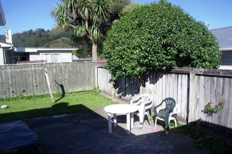 Photo of property in 29 Burden Avenue, Wainuiomata, Lower Hutt, 5014