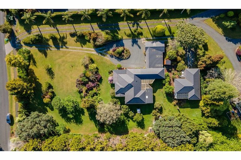 Photo of property in 27-27a Mission Road, Kerikeri, 0230