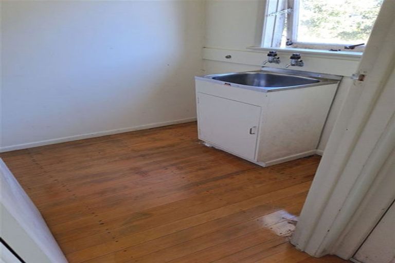 Photo of property in 365 Main Road, Huapai, Kumeu, 0810