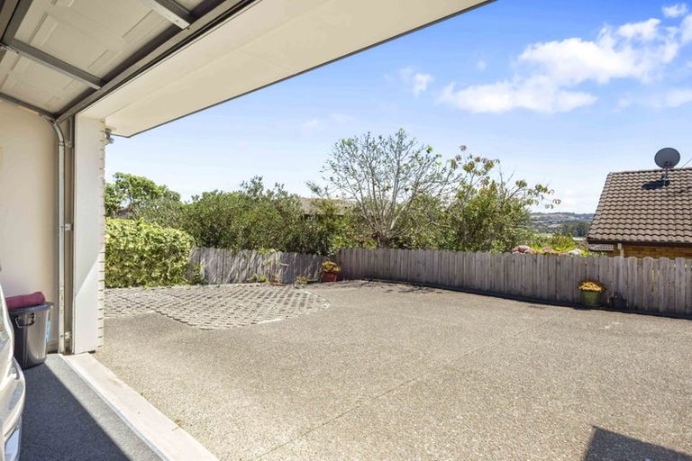 Photo of property in 8 Jelas Road, Red Beach, 0932