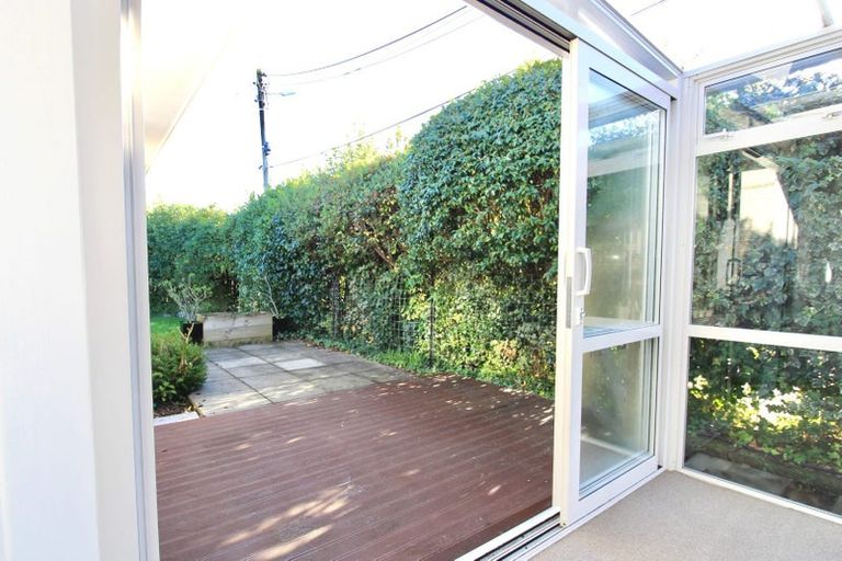 Photo of property in 1/19 Parkvale Road, Karori, Wellington, 6012