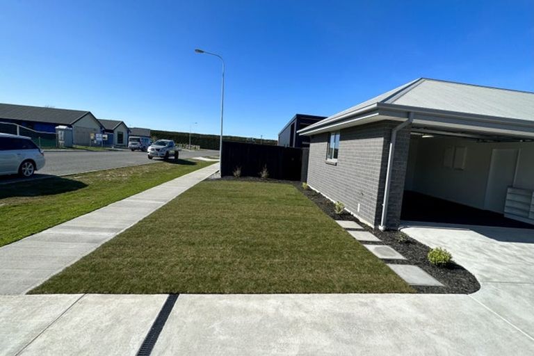 Photo of property in 36 Plover Avenue, Amberley, 7410