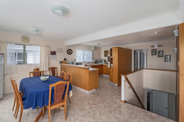 Photo of property in 42 Banks Street, Cooks Beach, Whitianga, 3591