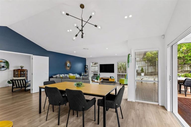 Photo of property in 21 Alexandra Street, Riverhead, 0820