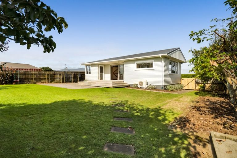 Photo of property in 7 Hulke Crescent, Bell Block, New Plymouth, 4312