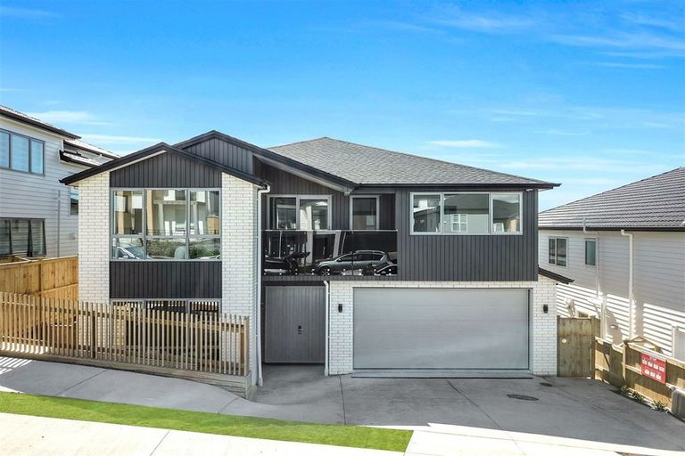 Photo of property in 7 Aklander Rise, Flat Bush, Auckland, 2019
