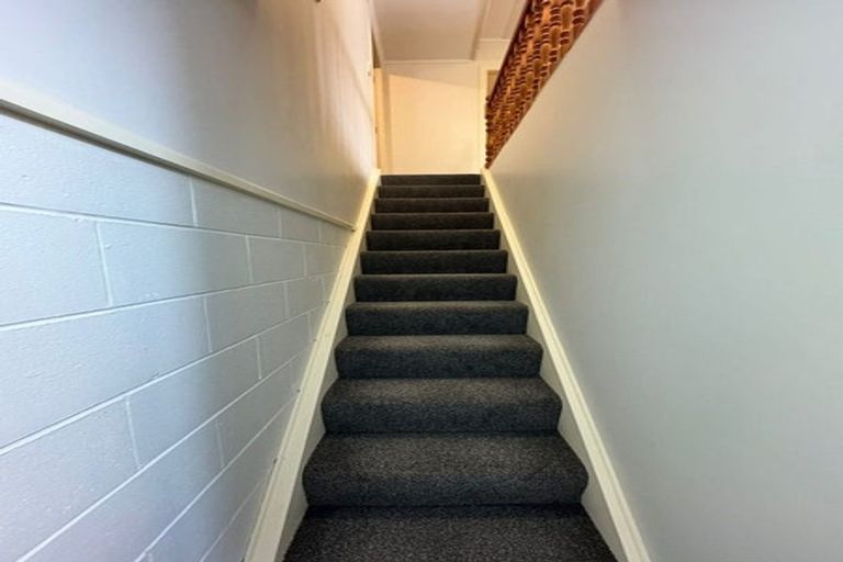 Photo of property in 7 Golf Road, New Lynn, Auckland, 0600