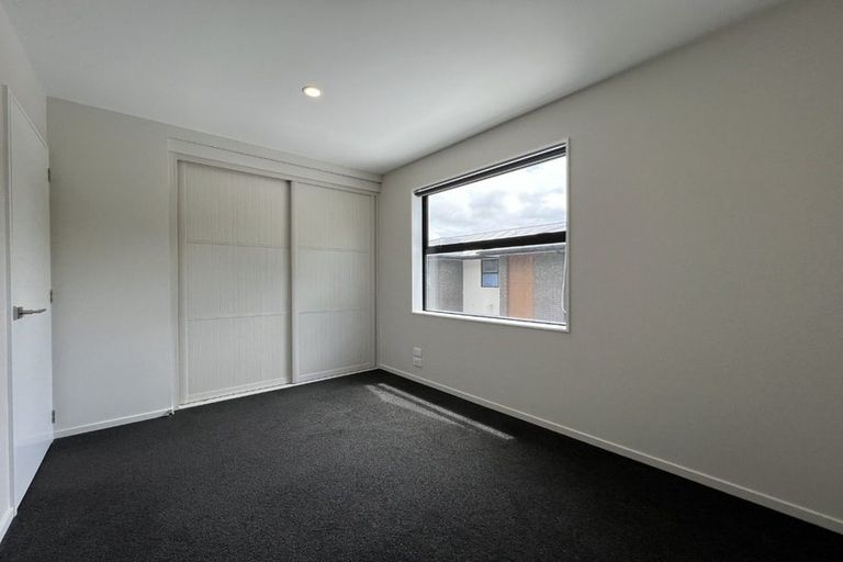 Photo of property in 16 Shingle Street, Sydenham, Christchurch, 8023