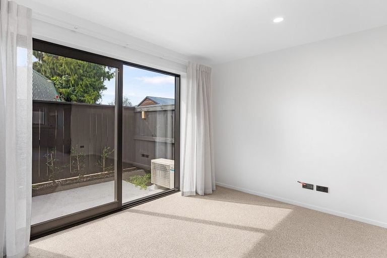 Photo of property in 2/5 Vesty Avenue, Hillcrest, Hamilton, 3216