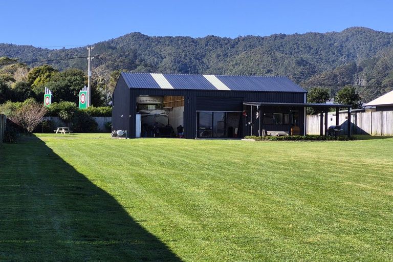 Photo of property in 11 Koromiko Drive, Coromandel, 3506
