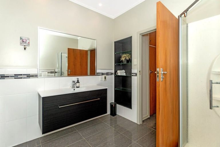 Photo of property in 71 Stout Street, Whataupoko, Gisborne, 4010