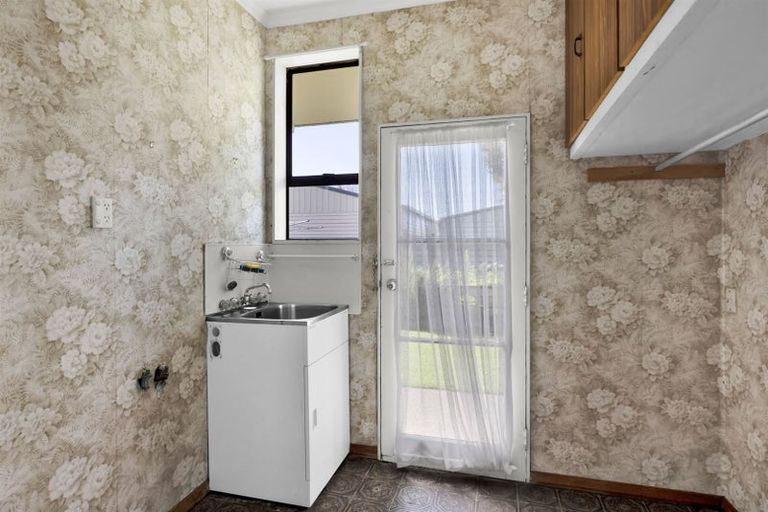 Photo of property in 240 Waihi Road, Hawera, 4610