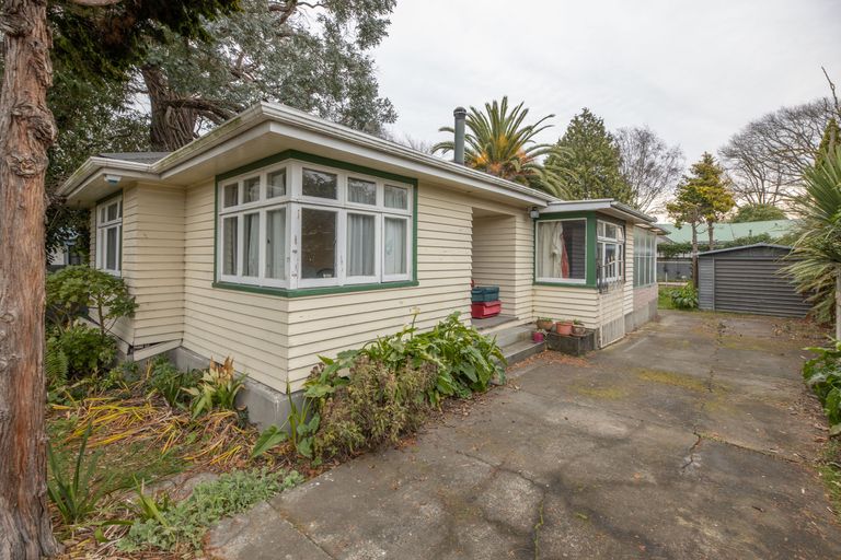 Photo of property in 17 Patten Street, Avonside, Christchurch, 8061