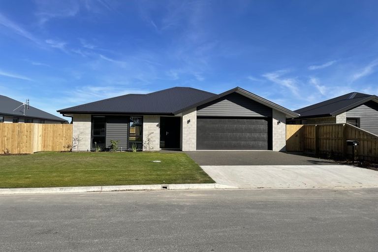 Photo of property in 74 Quinn Crescent, Woodend, 7610