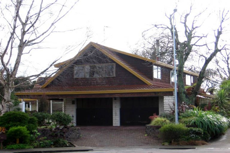 Photo of property in 32 Aintree Crescent, Awapuni, Palmerston North, 4412