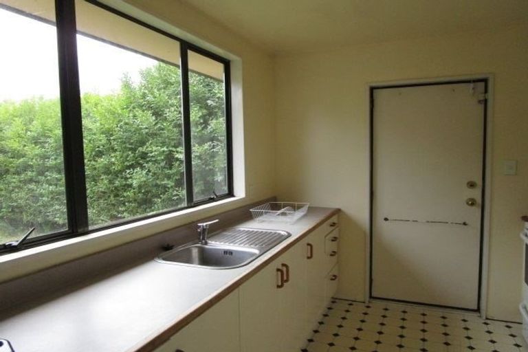 Photo of property in 5a Tonga Place, Riccarton, Christchurch, 8041