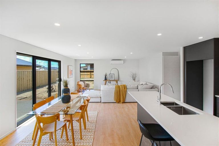 Photo of property in 11 Hayshed Street, Rolleston, 7614