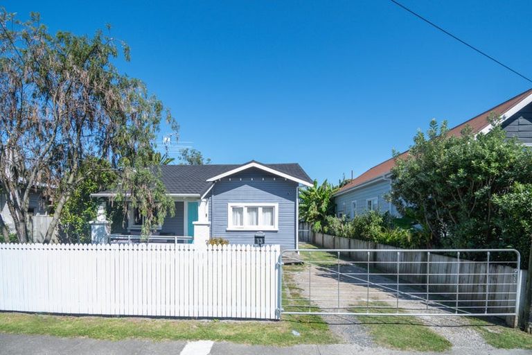 Photo of property in 13 Dickson Street, Kaiti, Gisborne, 4010