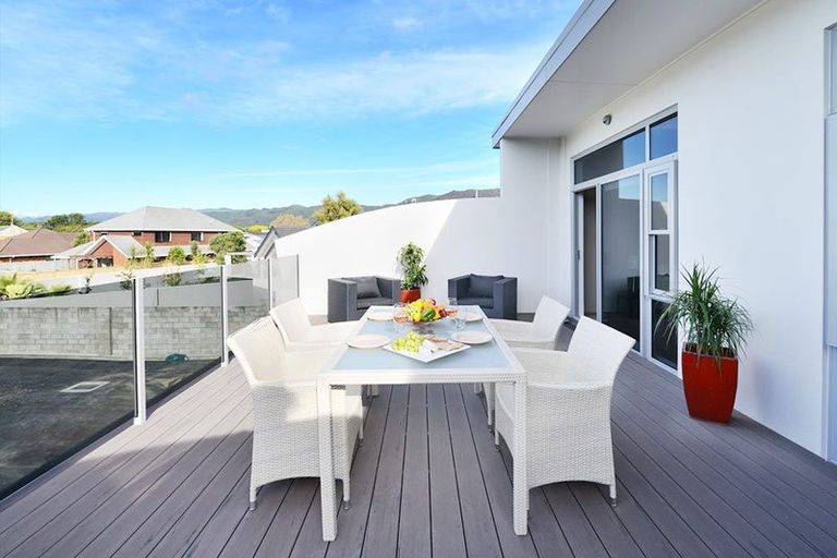 Photo of property in 29e Wai-iti Crescent, Woburn, Lower Hutt, 5010