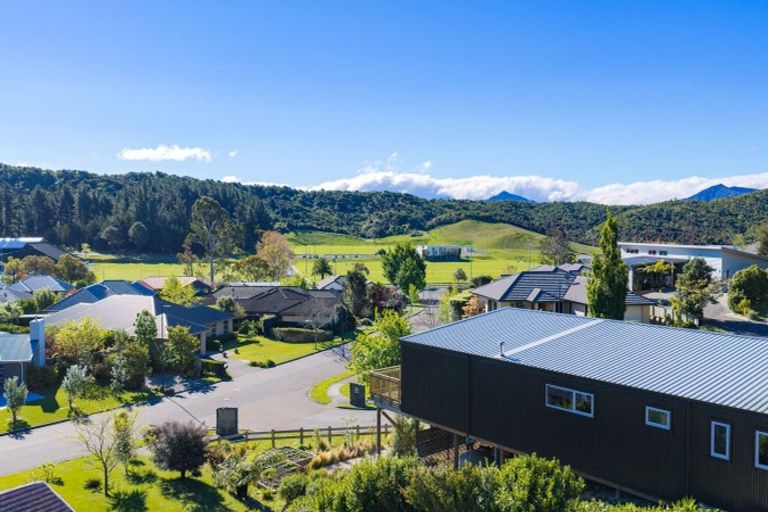 Photo of property in 2 Bell Bird Rise, Picton, 7220