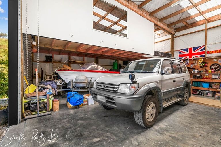 Photo of property in 37 Willow Lane, Maungaturoto, 0588