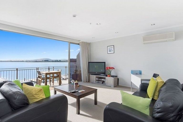 Photo of property in 8/51 Dive Crescent, Tauranga, 3110