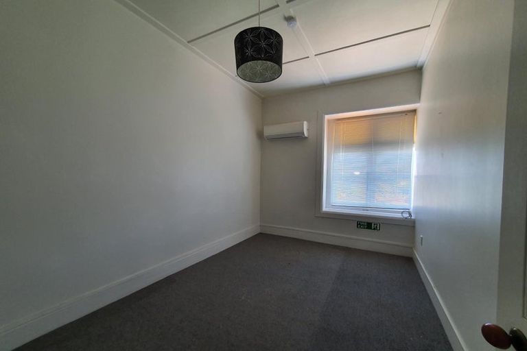 Photo of property in 3 Harvey Road, Bluff Hill, Napier, 4110