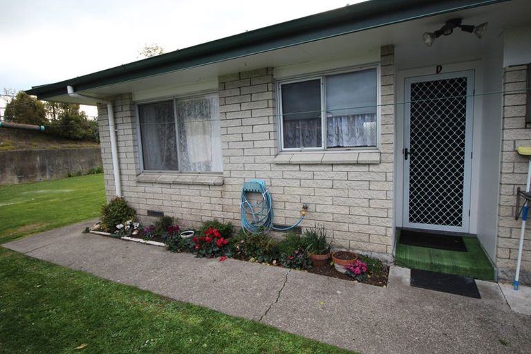 Photo of property in 8d Seaforth Avenue, Milson, Palmerston North, 4414