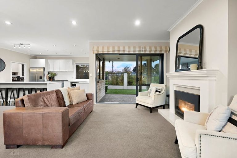 Photo of property in 202 Saint James Drive, Huntington, Hamilton, 3210