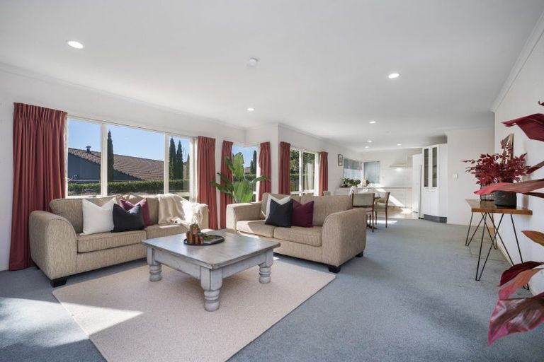 Photo of property in 36 Bell Common Close, Bethlehem, Tauranga, 3110