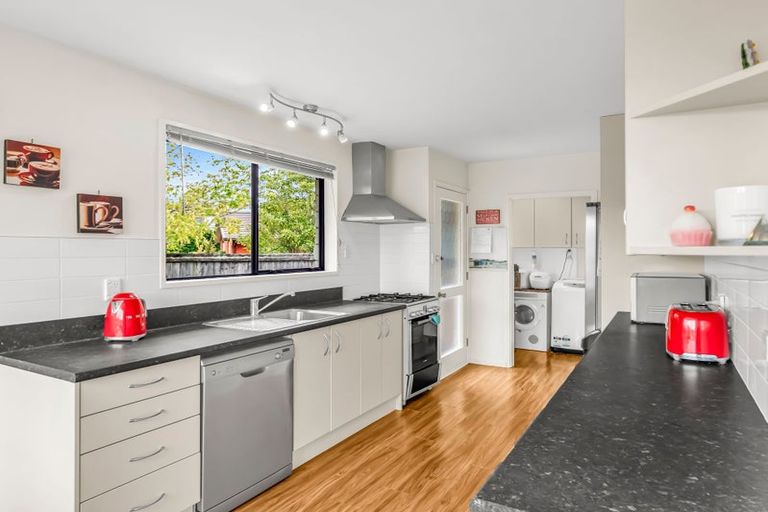 Photo of property in 17 Jacaranda Place, Parklands, Christchurch, 8083