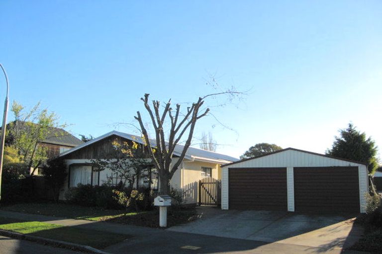 Photo of property in 27 Wiremu Street, Redwood, Christchurch, 8051