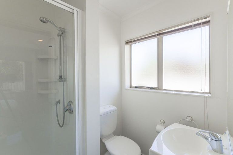 Photo of property in 27 Millennium Hill, Paraparaumu, 5032