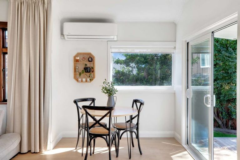 Photo of property in 14 Queens Avenue, Waikuku Beach, 7402