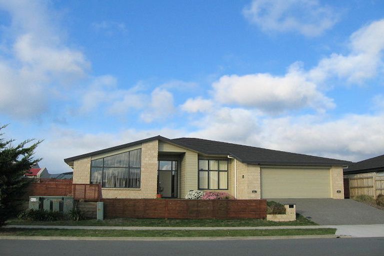 Photo of property in 143 Milne Drive, Paraparaumu, 5032