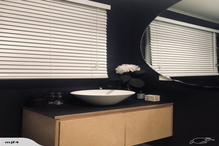 Photo of property in 141 Packe Street, Edgeware, Christchurch, 8013