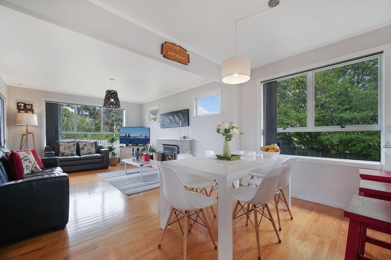 Photo of property in 1/1 Scotts Road, Manurewa East, Auckland, 2102