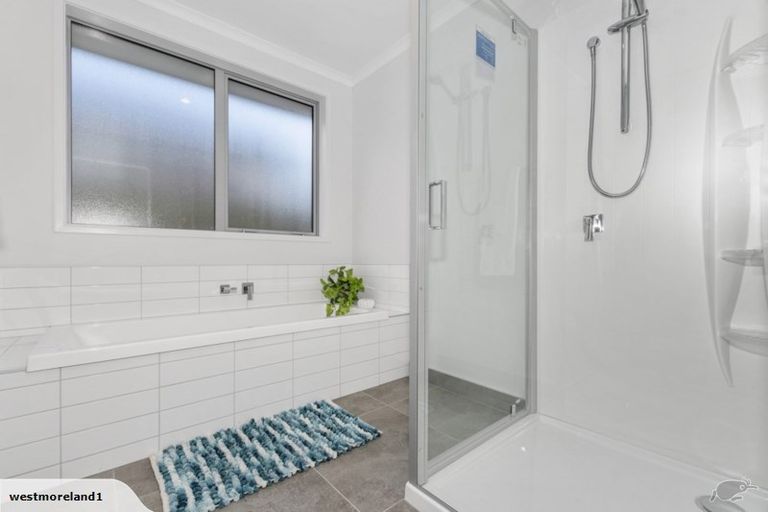 Photo of property in 1/2 Kainui Heights, Kamo, 0112