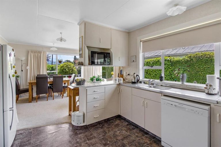 Photo of property in 33 Opie Street, Waimate, 7924
