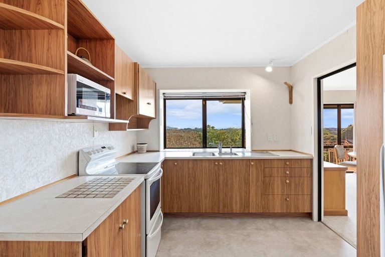 Photo of property in 116 Winara Avenue, Waikanae, 5036