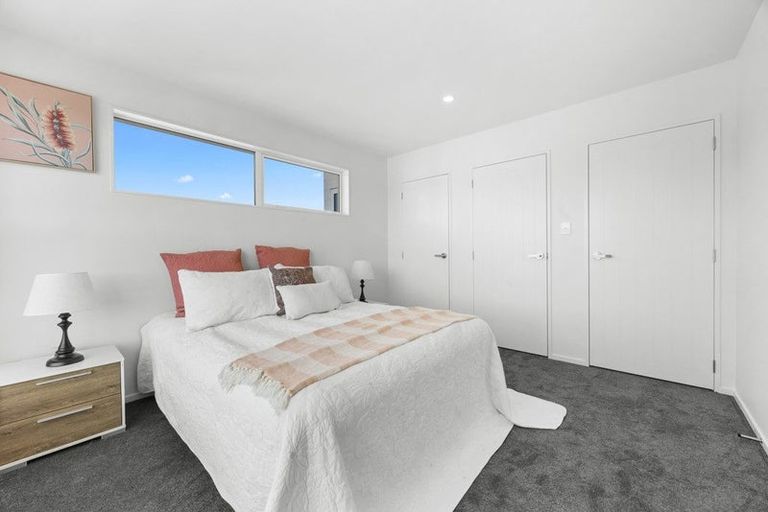 Photo of property in 111 Tributary Parade, Karaka, 2578