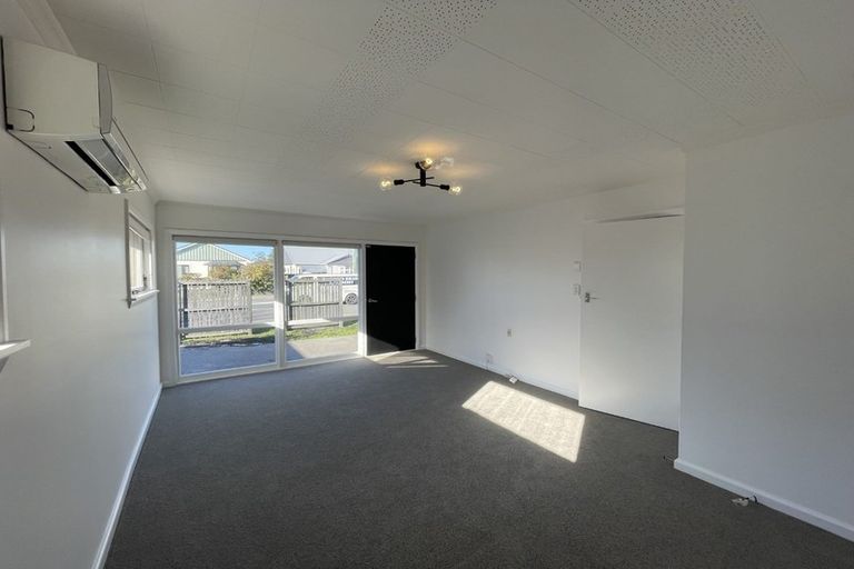 Photo of property in 1/27 Hills Road, Edgeware, Christchurch, 8013