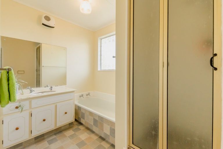 Photo of property in 97 Rimu Road, Raumati Beach, Paraparaumu, 5032