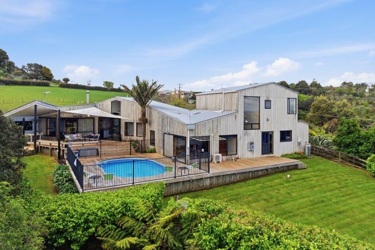 Photo of property in 11 Cameron Town Road, Pukekohe, 2678