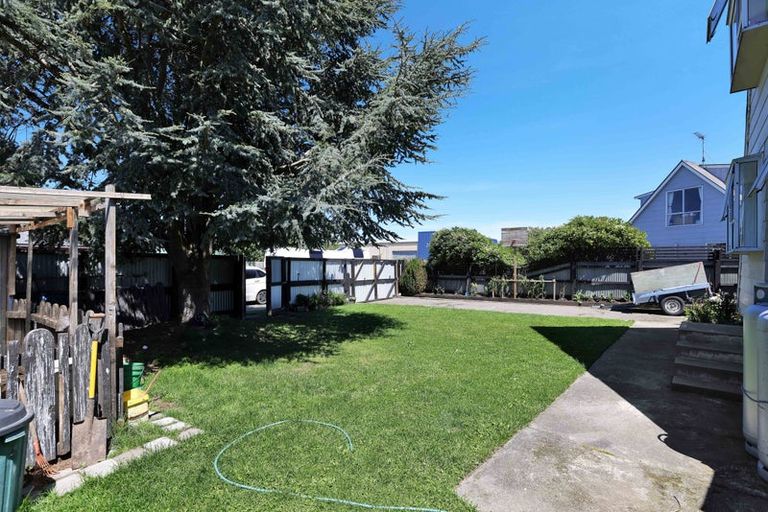 Photo of property in 170 Mcmurdo Street, Tinwald, Ashburton, 7700