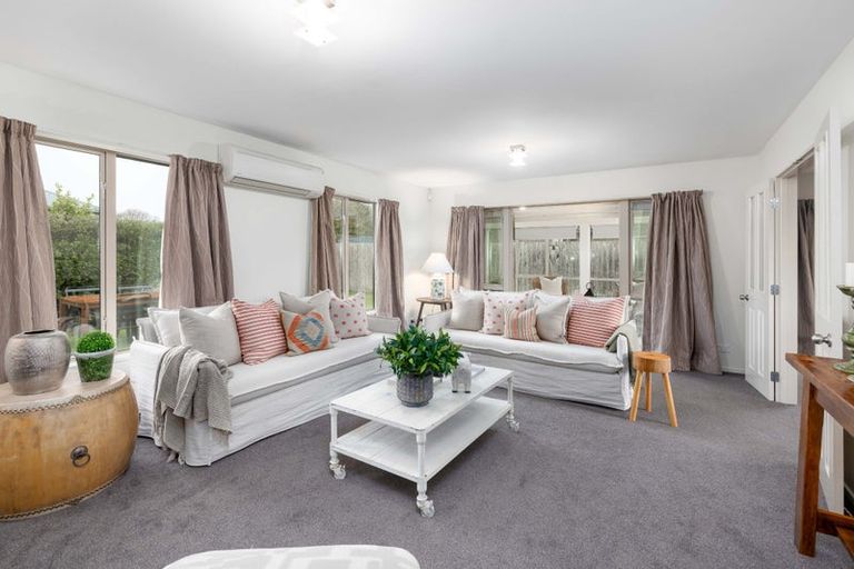 Photo of property in 6 Meeking Place, Aidanfield, Christchurch, 8025