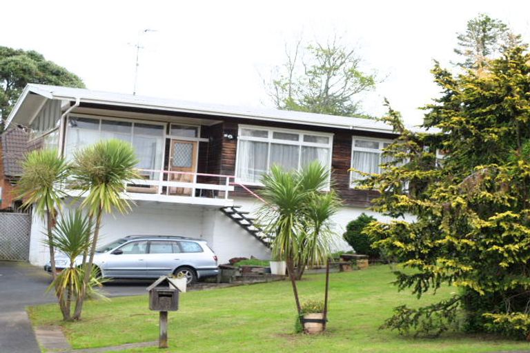 Photo of property in 3b Avoca Road, Cockle Bay, Auckland, 2014
